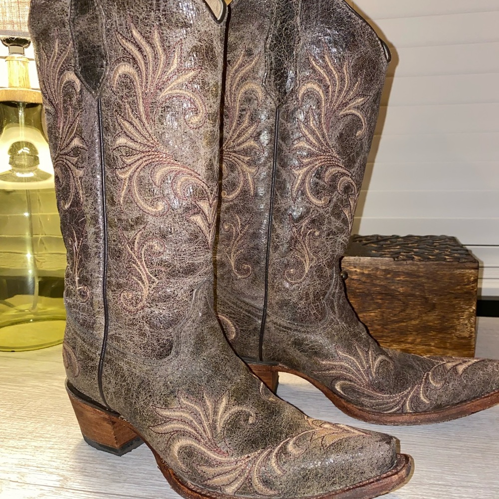 Circle G Filigree Cowboy Boots SZ 7